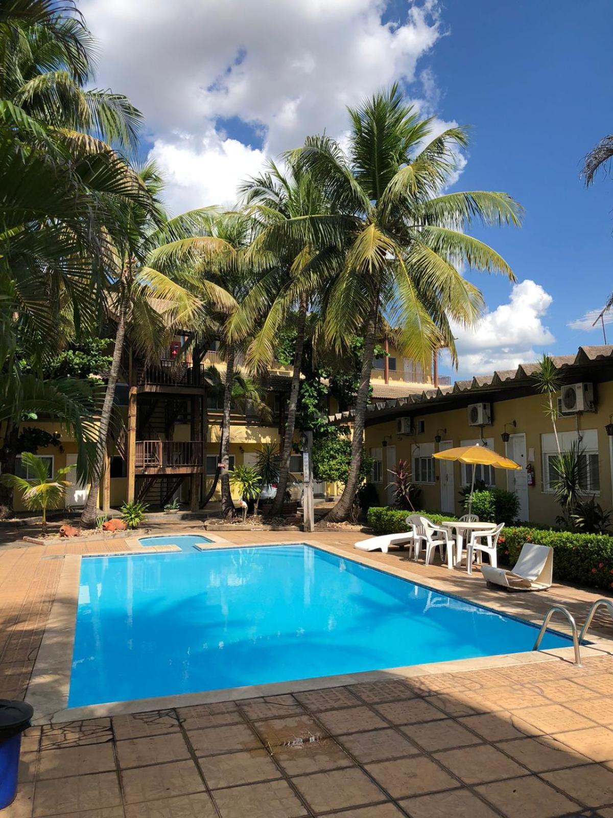 Hotel Master Cuiaba Esterno foto